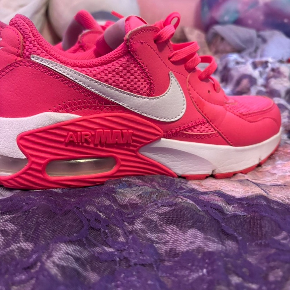 Nike Air Max Hot Pink and White Sneakers